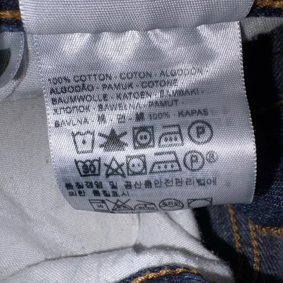 LEVI'S 501 Button Fly Distressed Raw Hem
Denim Shorts Size 28 - Picture 4 of 5